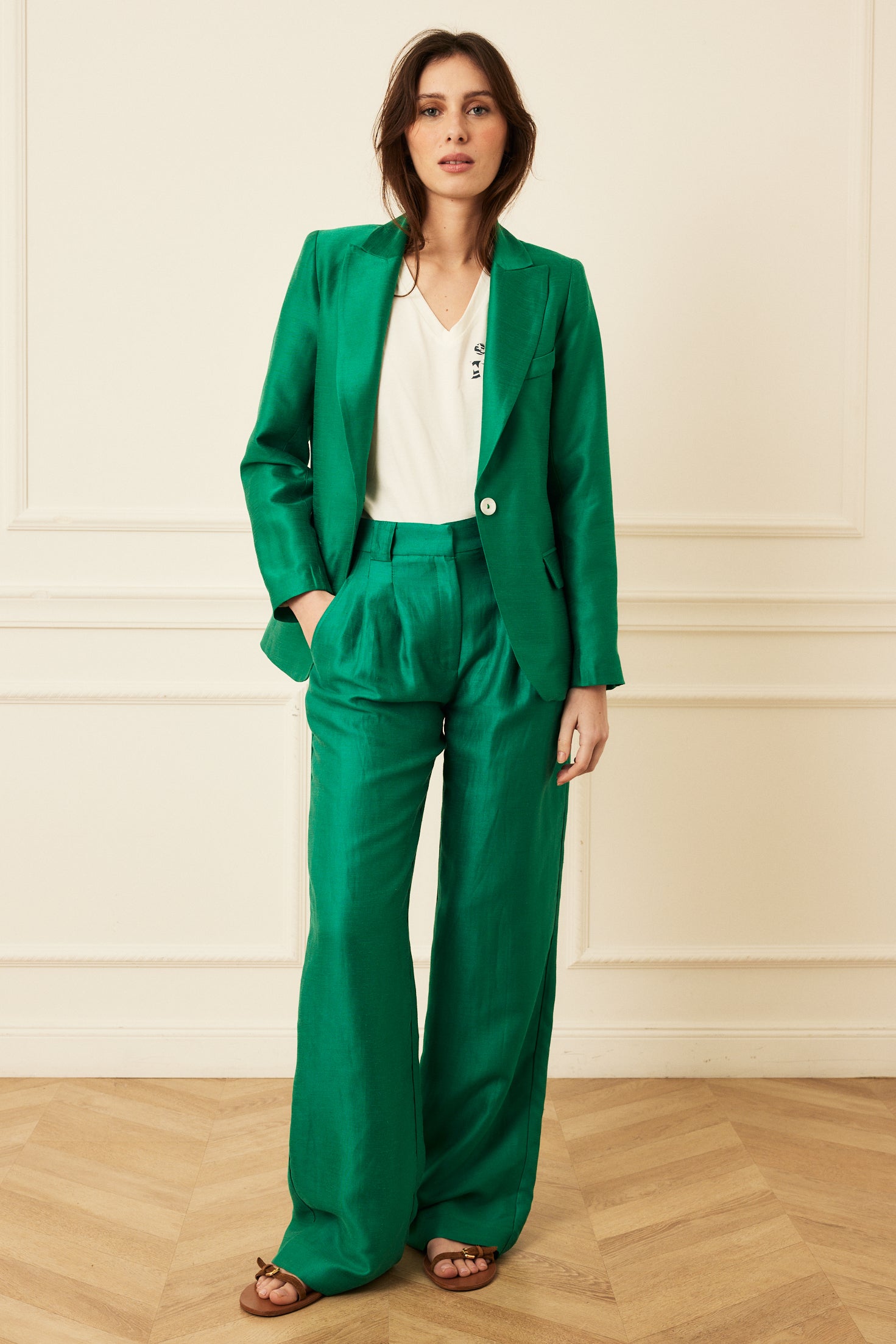 La Petite Française - VOYANTE