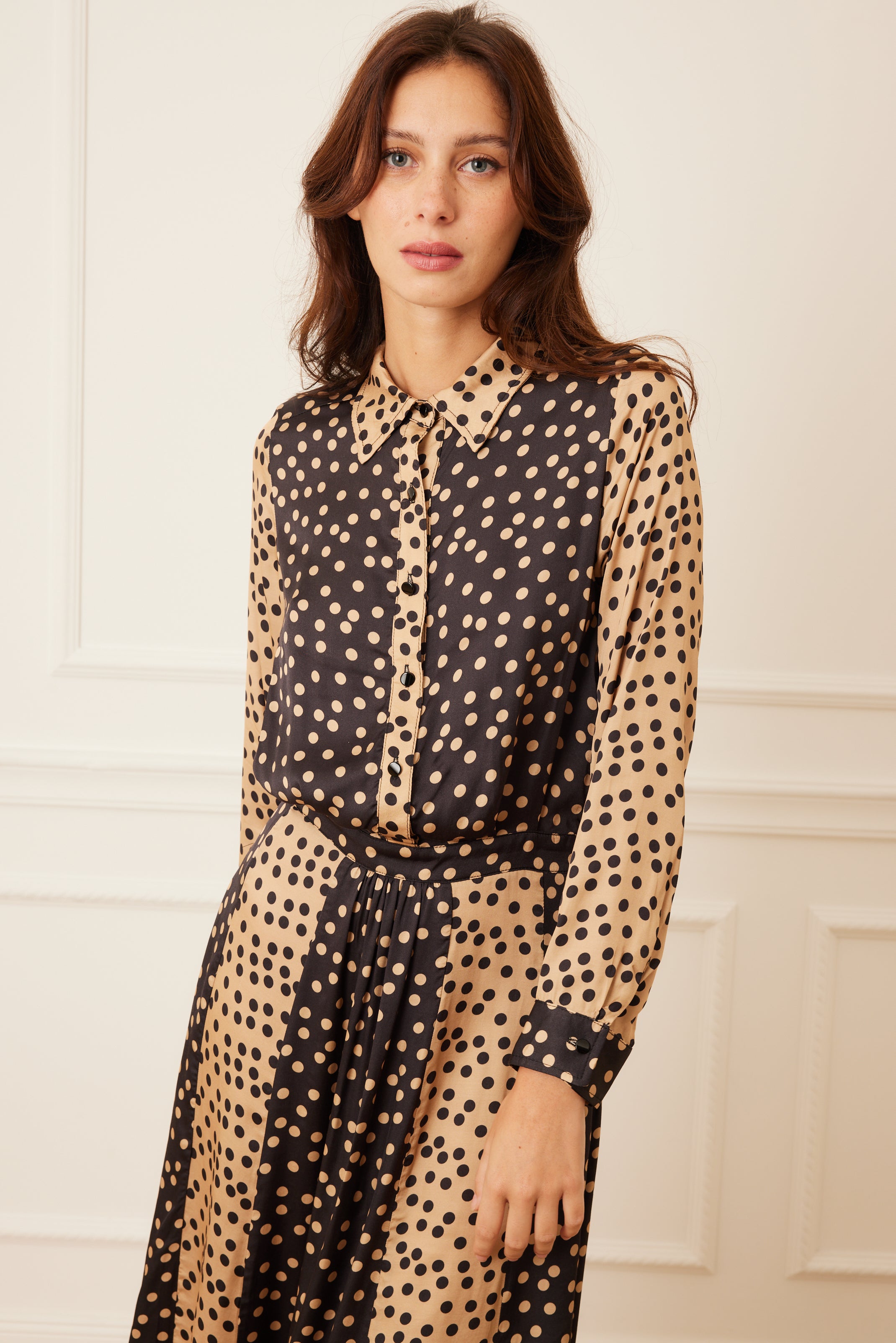 La Petite Française - Robe Résolue