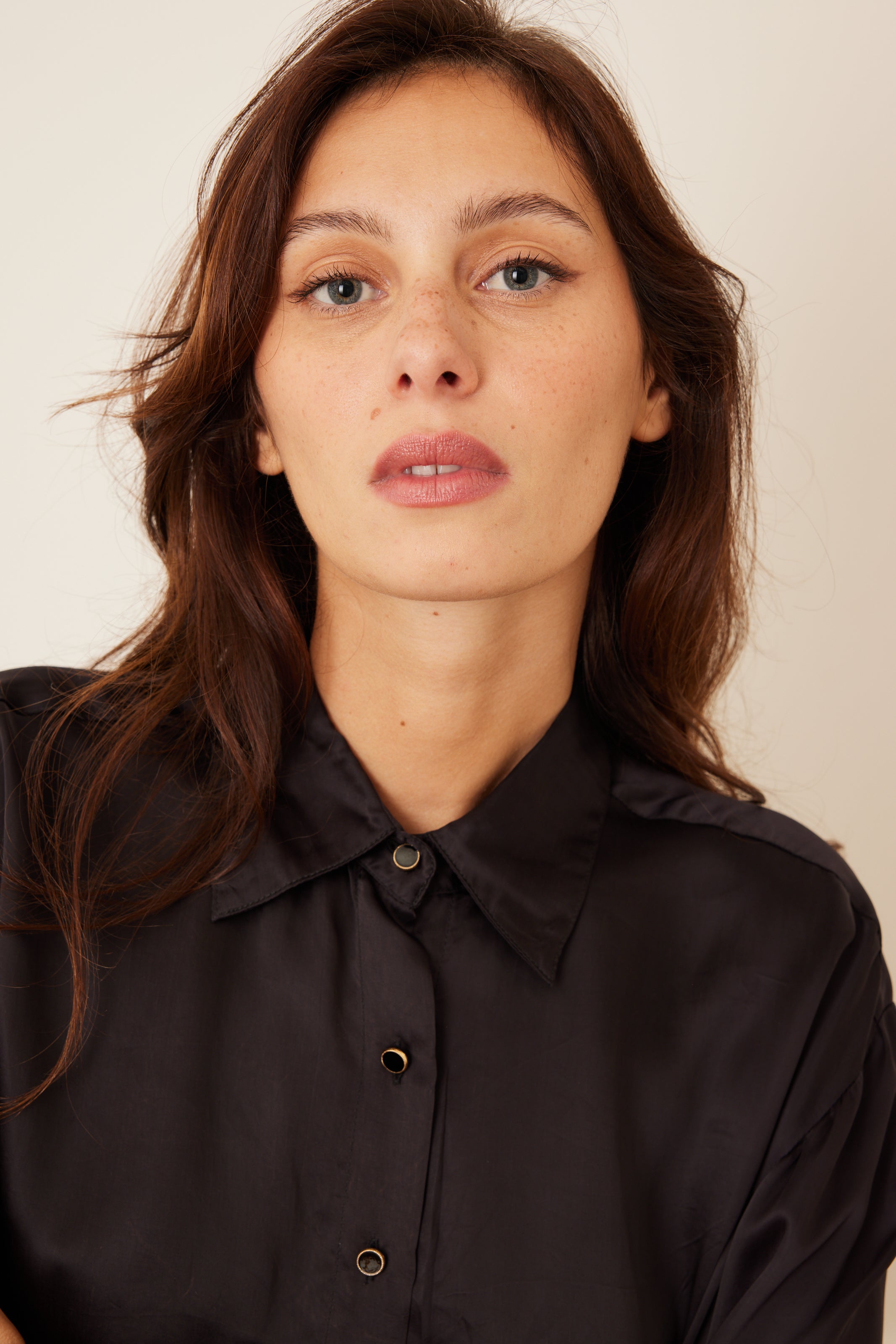 La Petite Française - Chemise Charitable