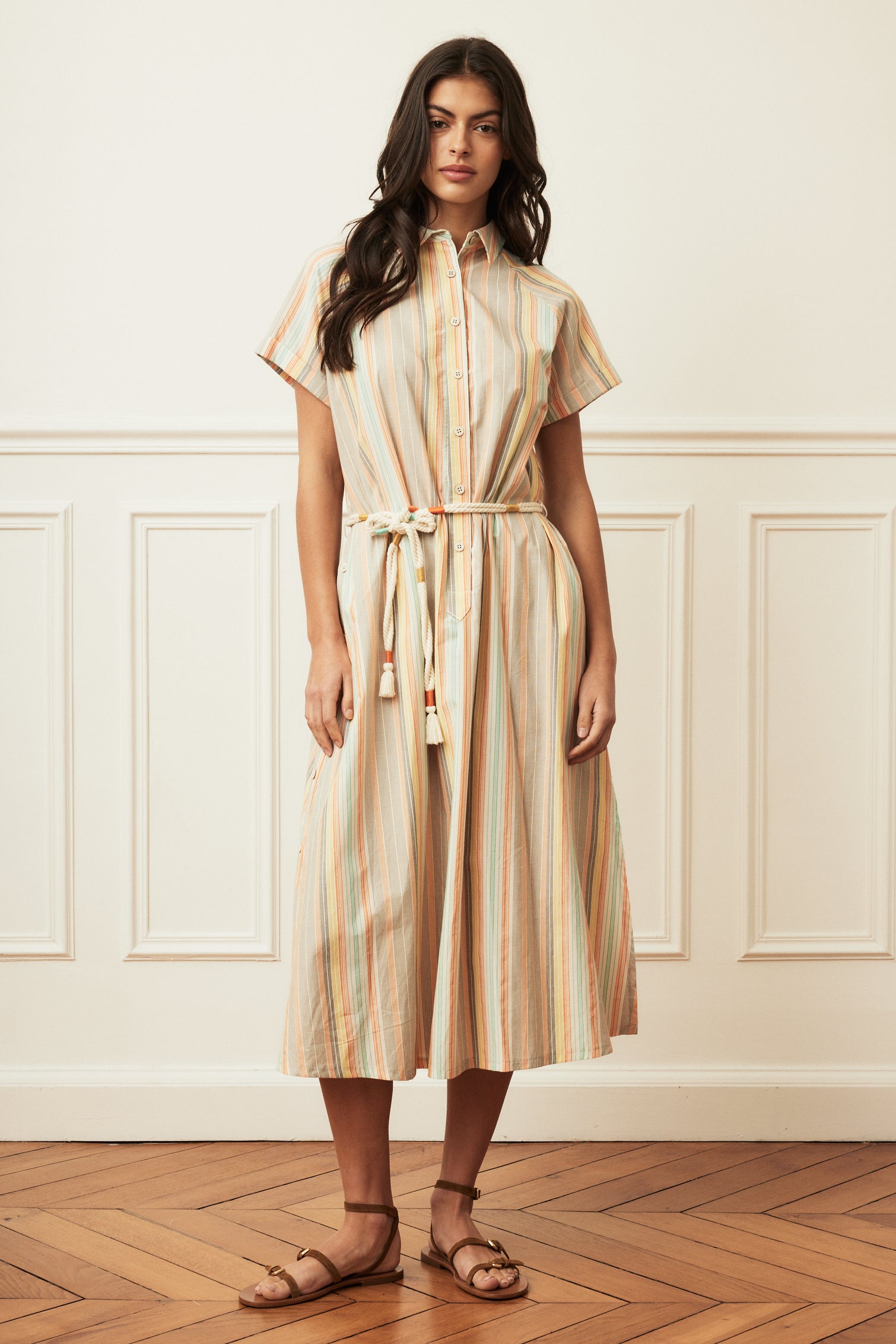 La Petite Française - Robe Reposée