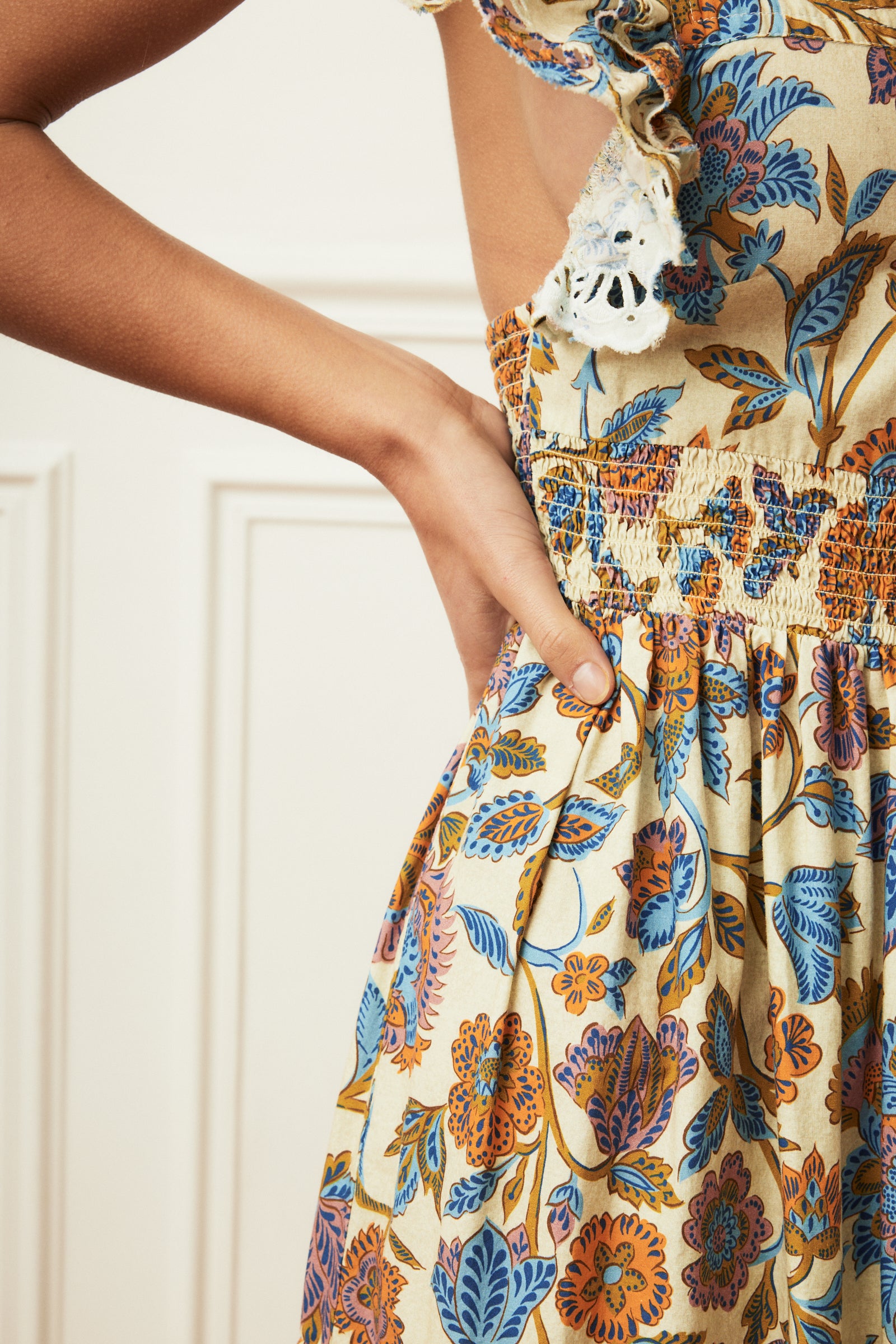 La Petite Française - Robe Rassurante